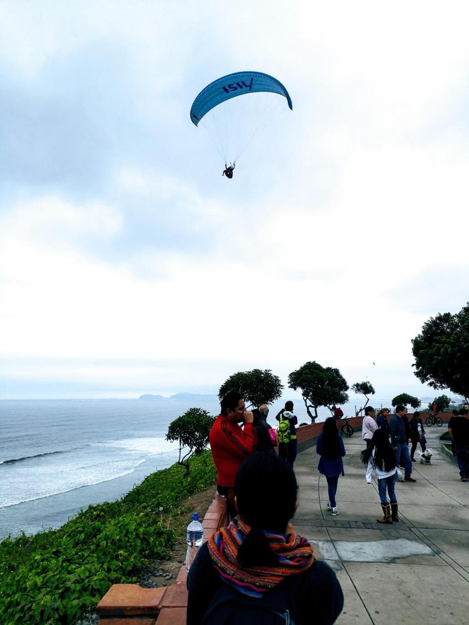 Miraflores Frente Al Mar Lima Bagian luar foto